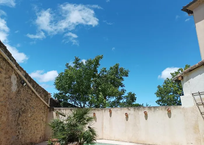 La Perle Cachee